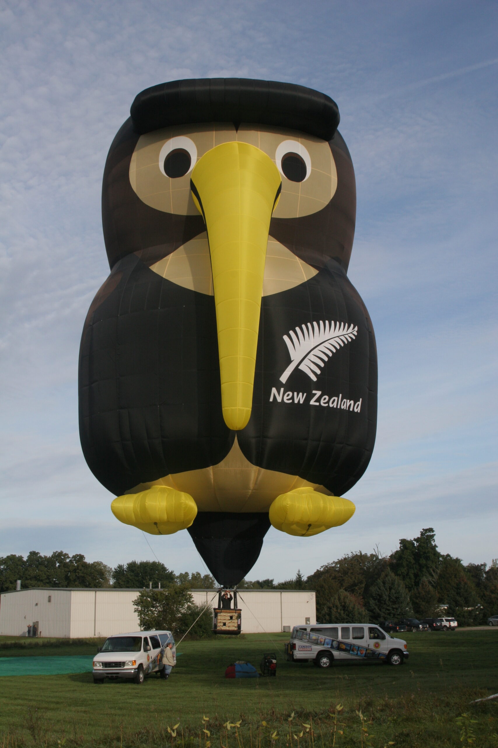 Kiwi bird with custom New Zealand artwork special shape Cameron hot air balloon tethered